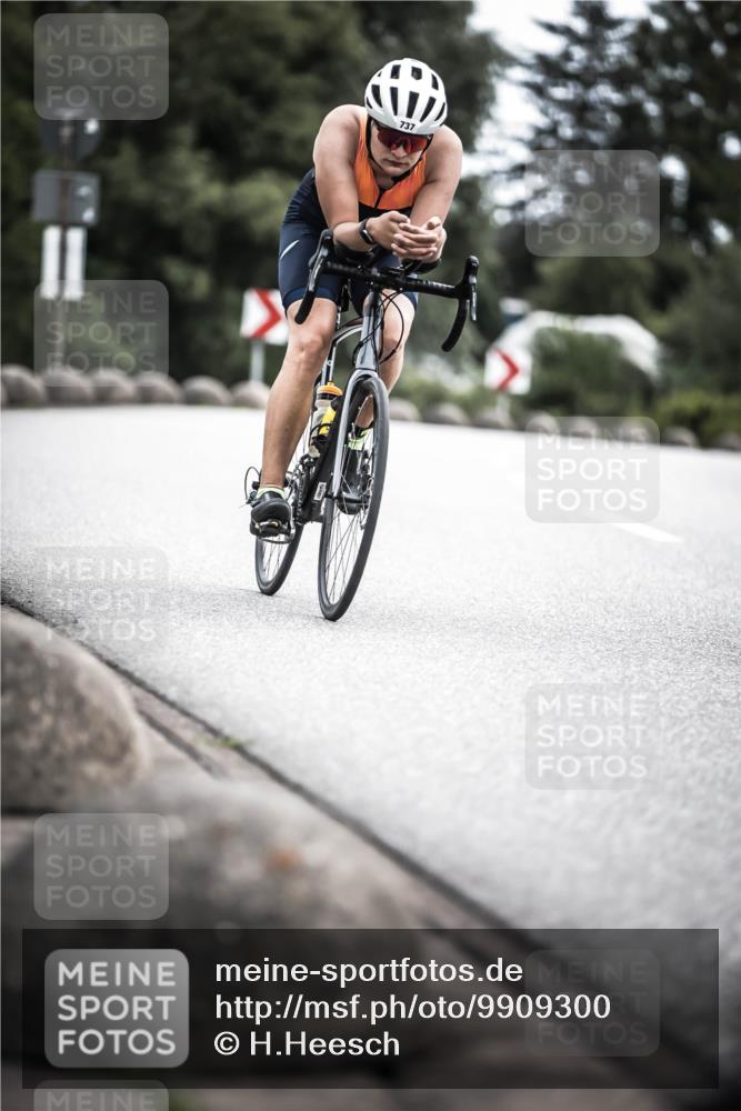 21.06.2026 - 29. Vierlanden-Triathlon H.Heesch http://msf.ph/oto/9909300 21.06.2026 11:53:44 Radfahren 737, 761, 844 meine-sportfotos.de