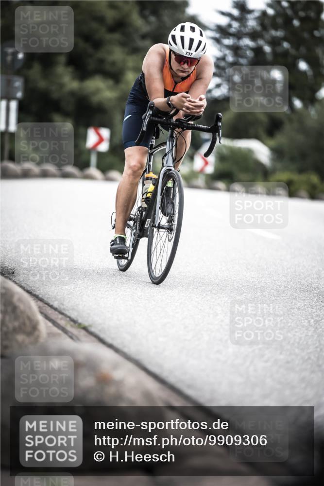 21.06.2026 - 29. Vierlanden-Triathlon H.Heesch http://msf.ph/oto/9909306 21.06.2026 11:53:44 Radfahren 737, 761, 844 meine-sportfotos.de