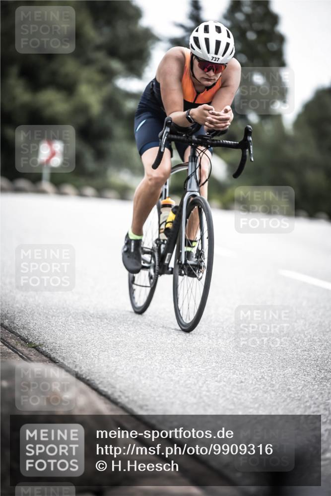 21.06.2026 - 29. Vierlanden-Triathlon H.Heesch http://msf.ph/oto/9909316 21.06.2026 11:53:44 Radfahren 737, 761, 844 meine-sportfotos.de