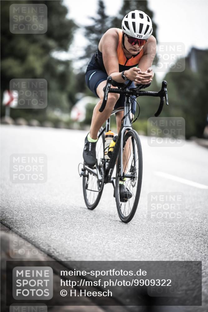 21.06.2026 - 29. Vierlanden-Triathlon H.Heesch http://msf.ph/oto/9909322 21.06.2026 11:53:44 Radfahren 737, 761, 844 meine-sportfotos.de