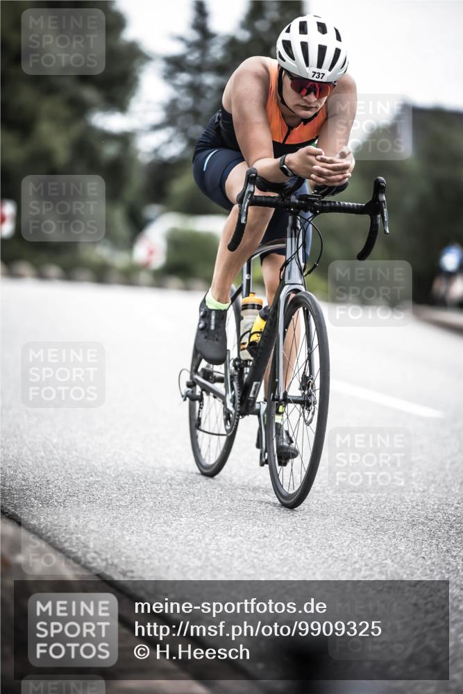 21.06.2026 - 29. Vierlanden-Triathlon H.Heesch http://msf.ph/oto/9909325 21.06.2026 11:53:44 Radfahren 737, 761, 844 meine-sportfotos.de