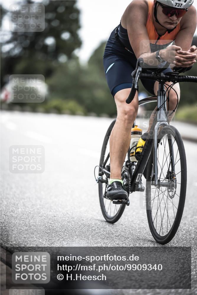 21.06.2026 - 29. Vierlanden-Triathlon H.Heesch http://msf.ph/oto/9909340 21.06.2026 11:53:44 Radfahren 737, 761, 844 meine-sportfotos.de