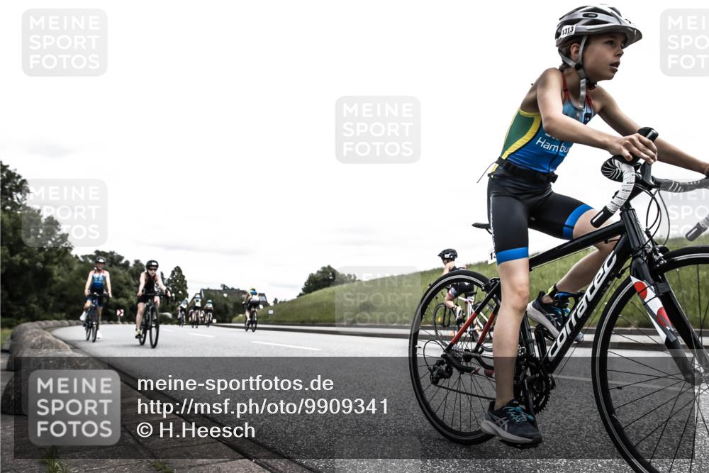 21.06.2026 - 29. Vierlanden-Triathlon H.Heesch http://msf.ph/oto/9909341 21.06.2026 14:56:43 Radfahren 1313, 1325 meine-sportfotos.de