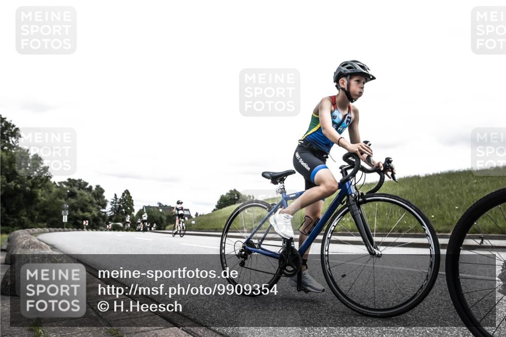 21.06.2026 - 29. Vierlanden-Triathlon H.Heesch http://msf.ph/oto/9909354 21.06.2026 14:56:45 Radfahren 1313, 1325 meine-sportfotos.de