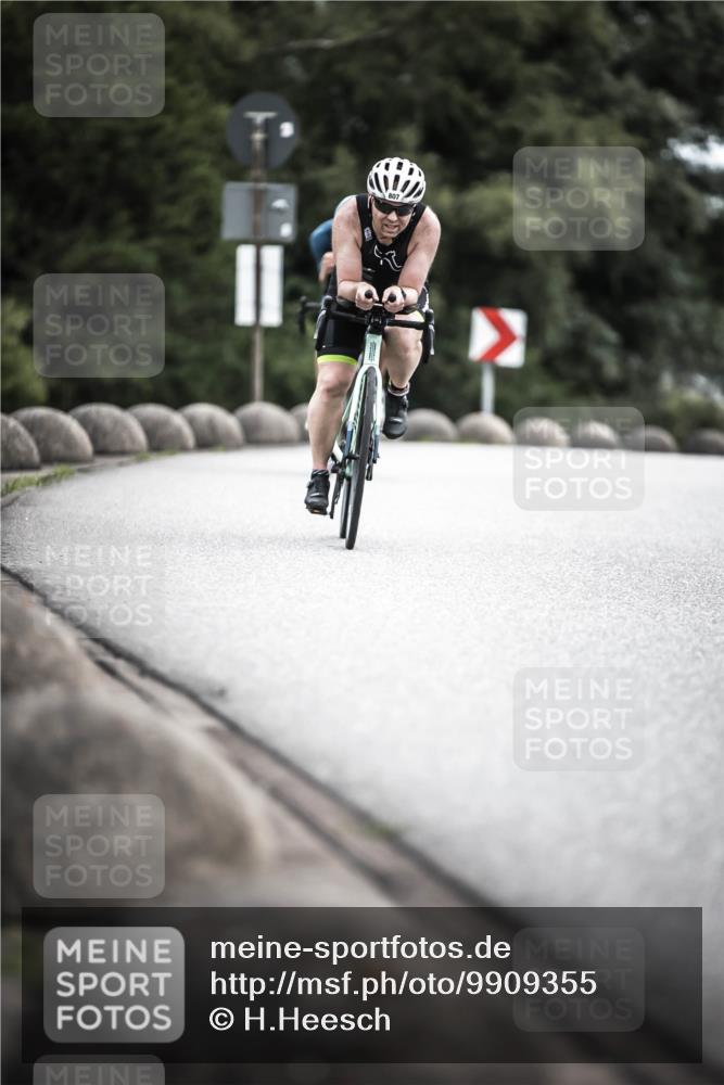 21.06.2026 - 29. Vierlanden-Triathlon H.Heesch http://msf.ph/oto/9909355 21.06.2026 11:54:13 Radfahren 91, 798, 807, 892 meine-sportfotos.de
