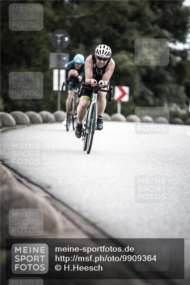 21.06.2026 - 29. Vierlanden-Triathlon H.Heesch http://msf.ph/oto/9909364 21.06.2026 11:54:13 Radfahren 91, 798, 807, 892 meine-sportfotos.de