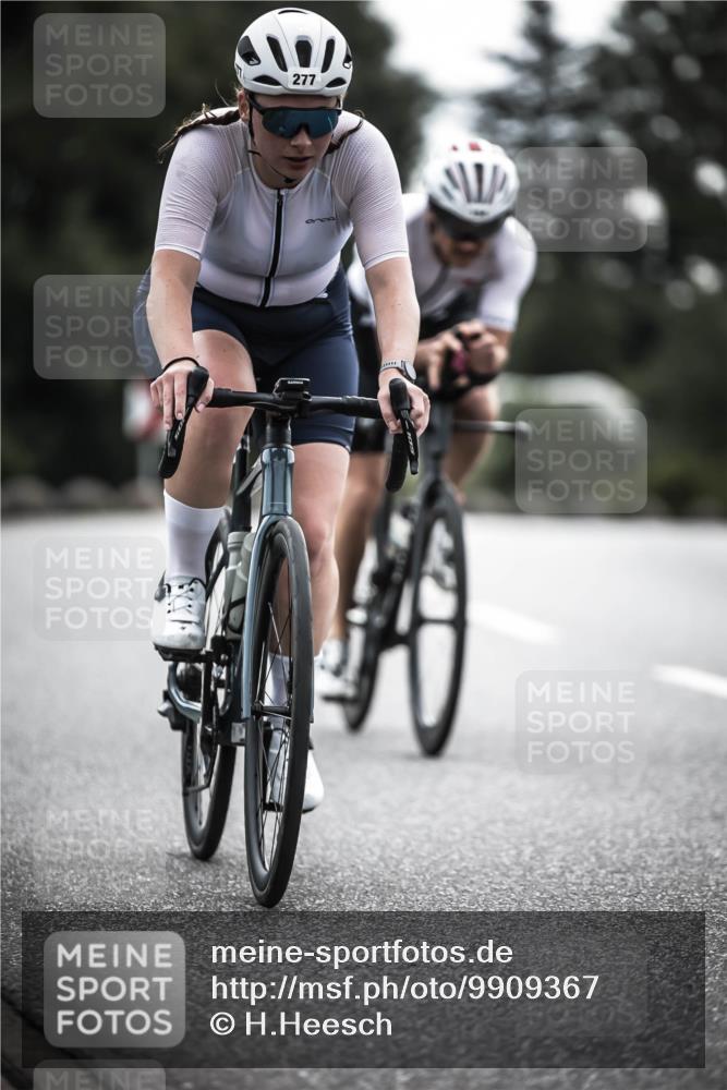 21.06.2026 - 29. Vierlanden-Triathlon H.Heesch http://msf.ph/oto/9909367 21.06.2026 09:28:22 Radfahren 151, 154, 277 meine-sportfotos.de