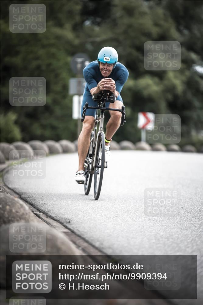 21.06.2026 - 29. Vierlanden-Triathlon H.Heesch http://msf.ph/oto/9909394 21.06.2026 11:54:15 Radfahren 91, 266, 798, 807, 892 meine-sportfotos.de