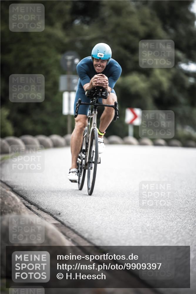 21.06.2026 - 29. Vierlanden-Triathlon H.Heesch http://msf.ph/oto/9909397 21.06.2026 11:54:15 Radfahren 91, 266, 798, 807, 892 meine-sportfotos.de