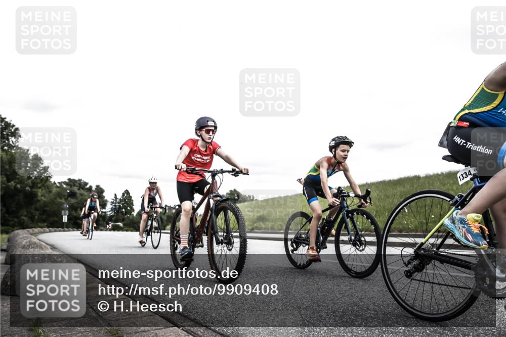 21.06.2026 - 29. Vierlanden-Triathlon H.Heesch http://msf.ph/oto/9909408 21.06.2026 14:57:06 Radfahren 1302, 1322, 1334 meine-sportfotos.de
