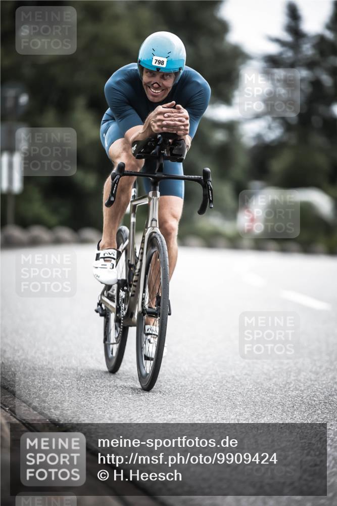 21.06.2026 - 29. Vierlanden-Triathlon H.Heesch http://msf.ph/oto/9909424 21.06.2026 11:54:15 Radfahren 91, 266, 798, 807, 892 meine-sportfotos.de