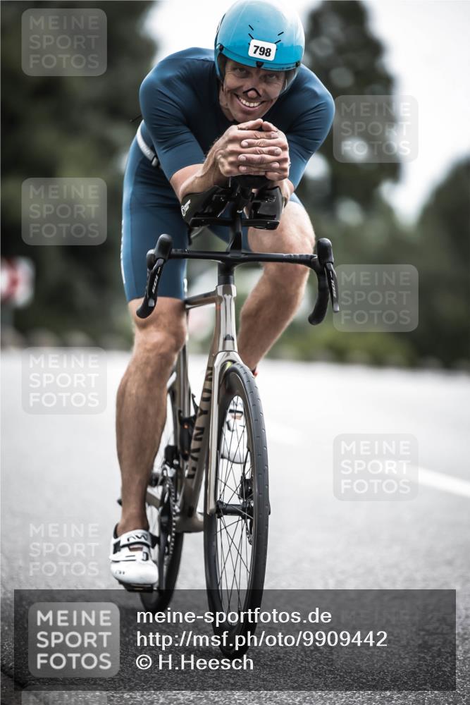 21.06.2026 - 29. Vierlanden-Triathlon H.Heesch http://msf.ph/oto/9909442 21.06.2026 11:54:15 Radfahren 91, 266, 798, 807, 892 meine-sportfotos.de