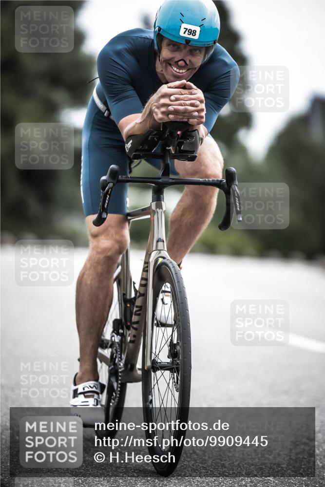 21.06.2026 - 29. Vierlanden-Triathlon H.Heesch http://msf.ph/oto/9909445 21.06.2026 11:54:15 Radfahren 91, 266, 798, 807, 892 meine-sportfotos.de