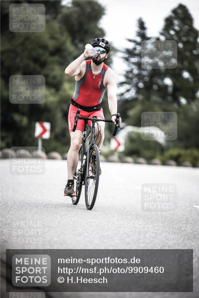 21.06.2026 - 29. Vierlanden-Triathlon H.Heesch http://msf.ph/oto/9909460 21.06.2026 11:54:26 Radfahren 705 meine-sportfotos.de