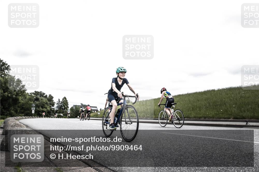 21.06.2026 - 29. Vierlanden-Triathlon H.Heesch http://msf.ph/oto/9909464 21.06.2026 14:57:18 Radfahren  meine-sportfotos.de