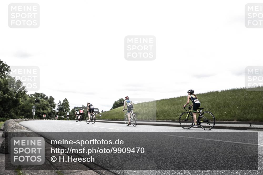 21.06.2026 - 29. Vierlanden-Triathlon H.Heesch http://msf.ph/oto/9909470 21.06.2026 14:57:19 Radfahren  meine-sportfotos.de