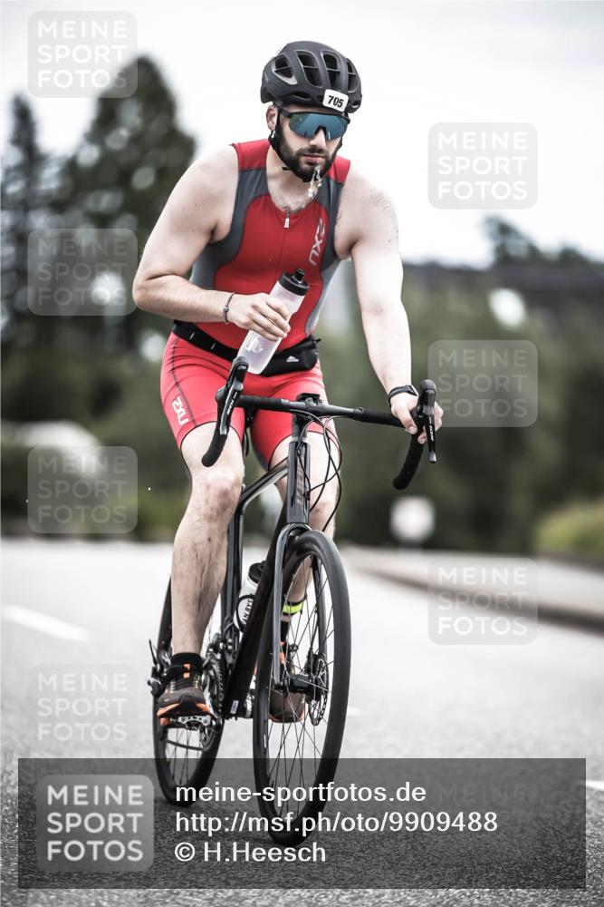 21.06.2026 - 29. Vierlanden-Triathlon H.Heesch http://msf.ph/oto/9909488 21.06.2026 11:54:27 Radfahren 705 meine-sportfotos.de