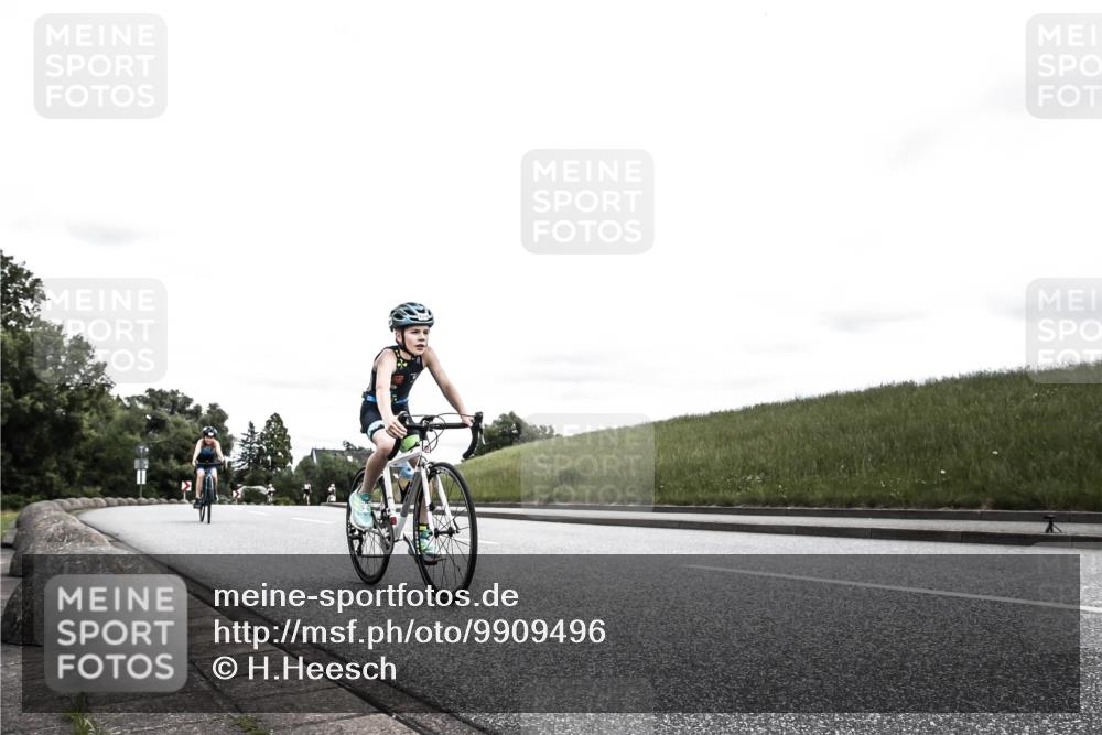 21.06.2026 - 29. Vierlanden-Triathlon H.Heesch http://msf.ph/oto/9909496 21.06.2026 14:57:59 Radfahren 1319 meine-sportfotos.de