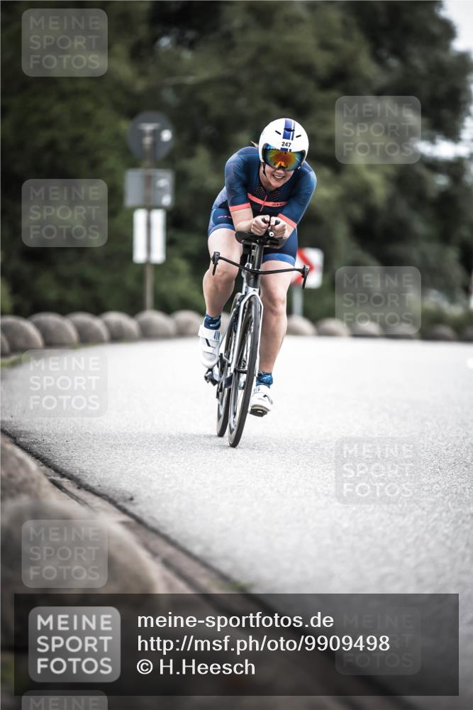 21.06.2026 - 29. Vierlanden-Triathlon H.Heesch http://msf.ph/oto/9909498 21.06.2026 11:54:35 Radfahren 247, 667, 672 meine-sportfotos.de