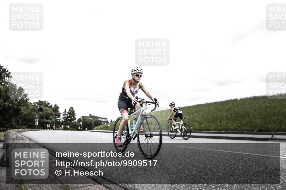 21.06.2026 - 29. Vierlanden-Triathlon H.Heesch http://msf.ph/oto/9909517 21.06.2026 14:58:09 Radfahren  meine-sportfotos.de