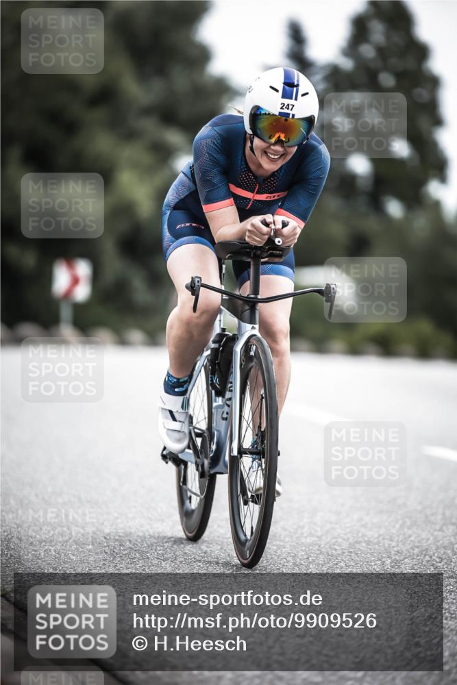 21.06.2026 - 29. Vierlanden-Triathlon H.Heesch http://msf.ph/oto/9909526 21.06.2026 11:54:36 Radfahren 247, 667, 672 meine-sportfotos.de