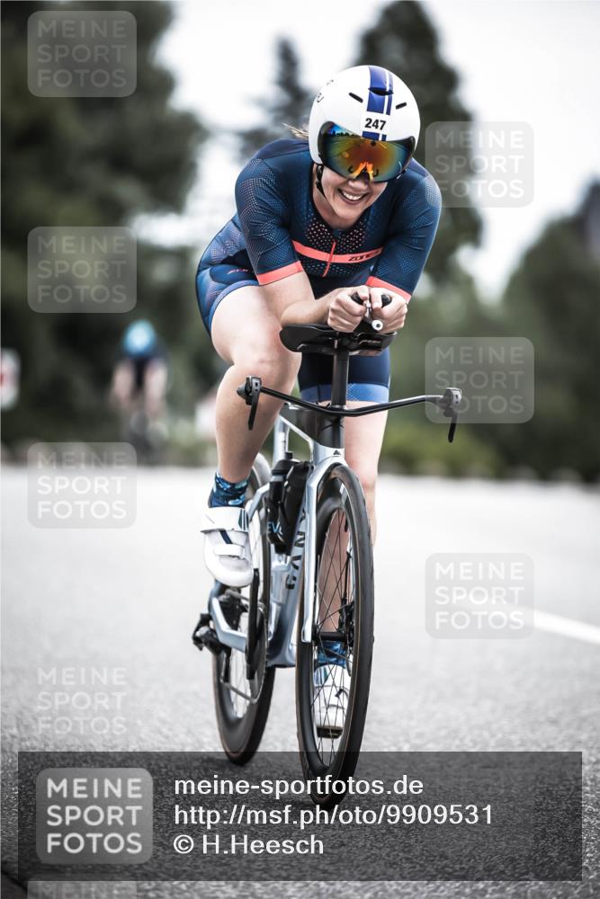 21.06.2026 - 29. Vierlanden-Triathlon H.Heesch http://msf.ph/oto/9909531 21.06.2026 11:54:36 Radfahren 247, 667, 672 meine-sportfotos.de