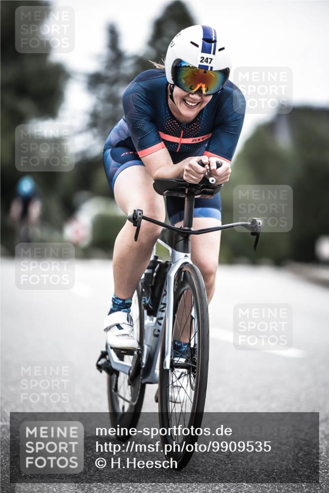 21.06.2026 - 29. Vierlanden-Triathlon H.Heesch http://msf.ph/oto/9909535 21.06.2026 11:54:36 Radfahren 247, 667, 672 meine-sportfotos.de