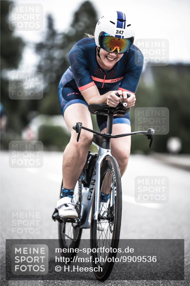 21.06.2026 - 29. Vierlanden-Triathlon H.Heesch http://msf.ph/oto/9909536 21.06.2026 11:54:36 Radfahren 247, 667, 672 meine-sportfotos.de