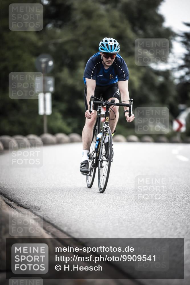 21.06.2026 - 29. Vierlanden-Triathlon H.Heesch http://msf.ph/oto/9909541 21.06.2026 11:54:40 Radfahren 247, 667, 672, 766, 773 meine-sportfotos.de