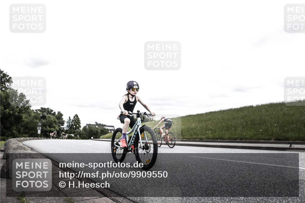 21.06.2026 - 29. Vierlanden-Triathlon H.Heesch http://msf.ph/oto/9909550 21.06.2026 14:58:37 Radfahren 1317 meine-sportfotos.de