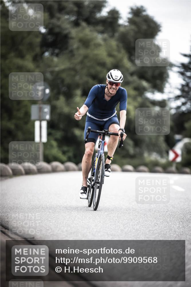 21.06.2026 - 29. Vierlanden-Triathlon H.Heesch http://msf.ph/oto/9909568 21.06.2026 11:54:46 Radfahren 766, 773, 901 meine-sportfotos.de