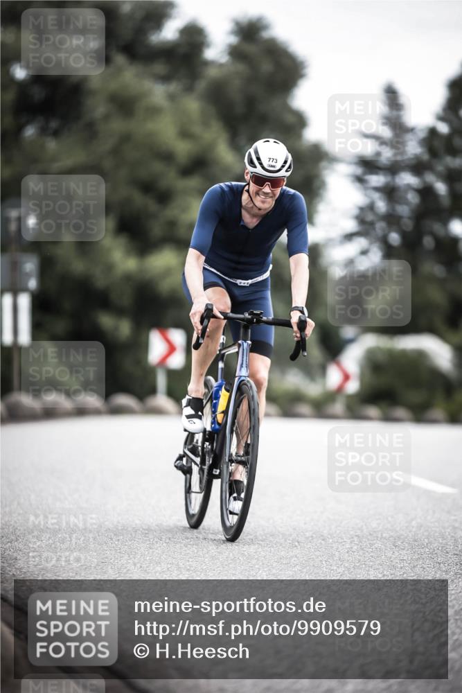 21.06.2026 - 29. Vierlanden-Triathlon H.Heesch http://msf.ph/oto/9909579 21.06.2026 11:54:47 Radfahren 766, 773, 901 meine-sportfotos.de