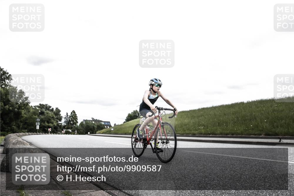 21.06.2026 - 29. Vierlanden-Triathlon H.Heesch http://msf.ph/oto/9909587 21.06.2026 14:59:15 Radfahren 1311, 1332 meine-sportfotos.de