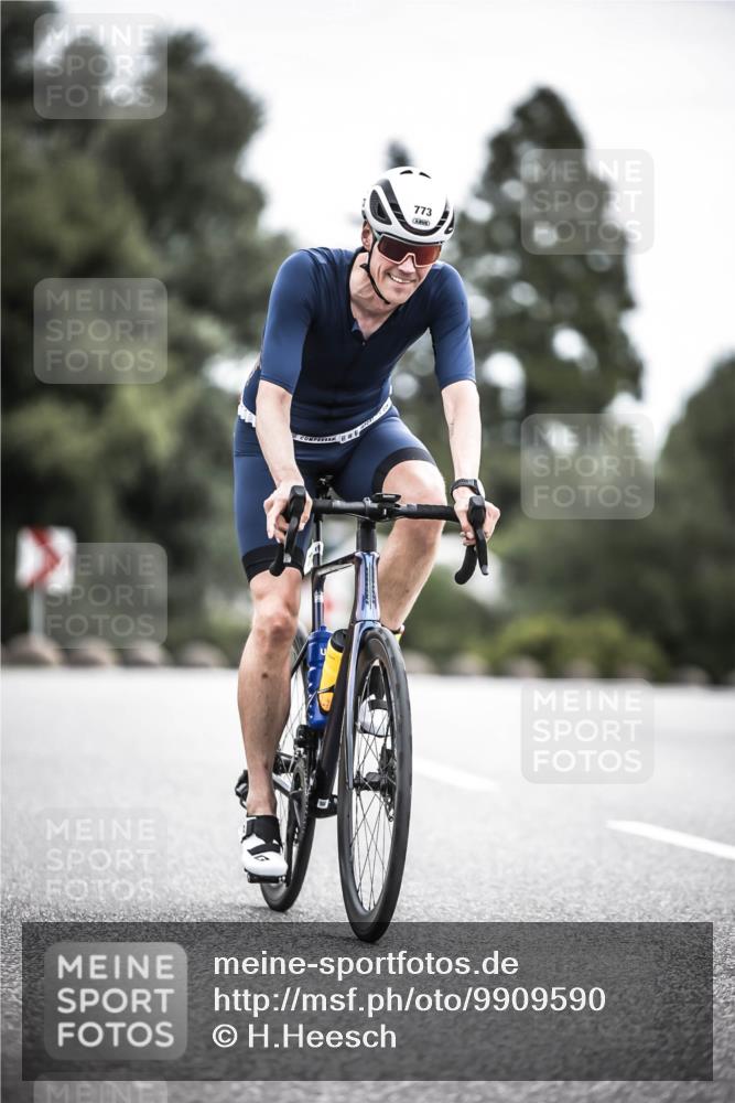 21.06.2026 - 29. Vierlanden-Triathlon H.Heesch http://msf.ph/oto/9909590 21.06.2026 11:54:47 Radfahren 766, 773, 901 meine-sportfotos.de