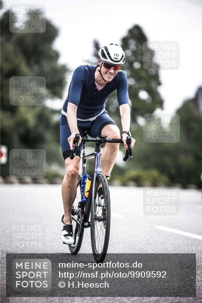 21.06.2026 - 29. Vierlanden-Triathlon H.Heesch http://msf.ph/oto/9909592 21.06.2026 11:54:47 Radfahren 766, 773, 901 meine-sportfotos.de