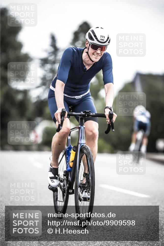 21.06.2026 - 29. Vierlanden-Triathlon H.Heesch http://msf.ph/oto/9909598 21.06.2026 11:54:47 Radfahren 766, 773, 901 meine-sportfotos.de