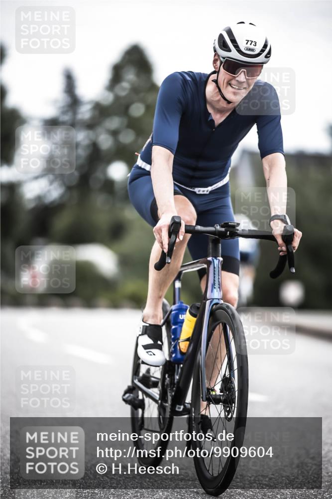 21.06.2026 - 29. Vierlanden-Triathlon H.Heesch http://msf.ph/oto/9909604 21.06.2026 11:54:47 Radfahren 766, 773, 901 meine-sportfotos.de