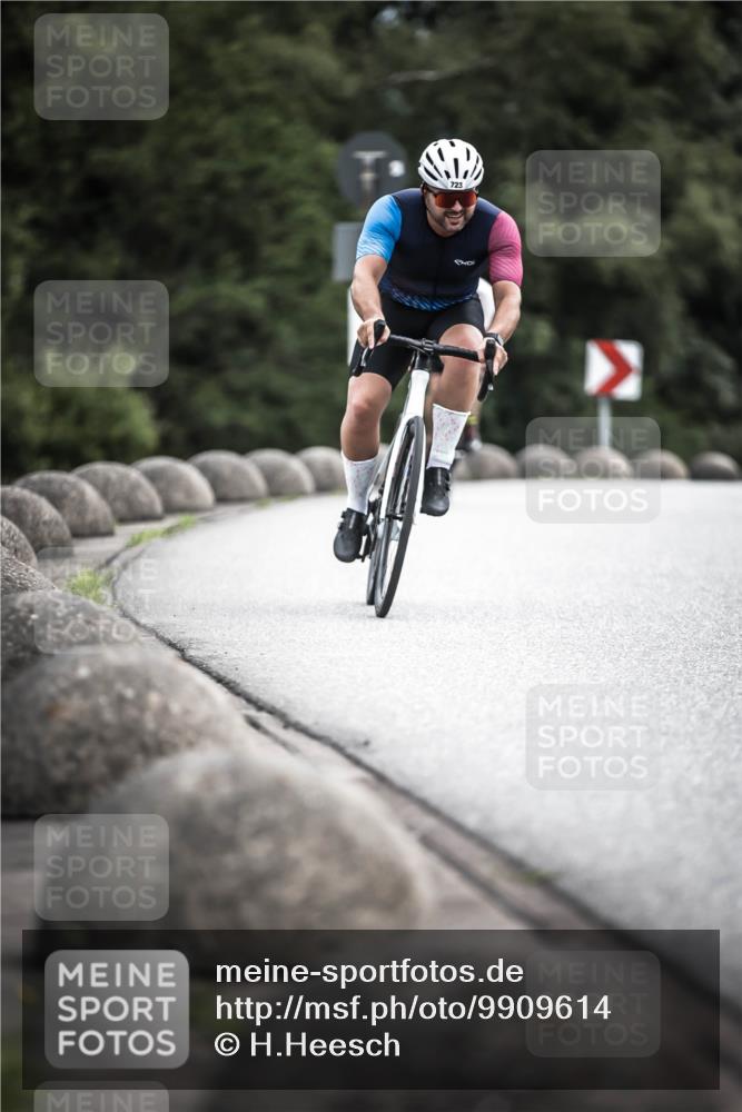21.06.2026 - 29. Vierlanden-Triathlon H.Heesch http://msf.ph/oto/9909614 21.06.2026 11:55:17 Radfahren 225, 723, 767, 781, 803 meine-sportfotos.de