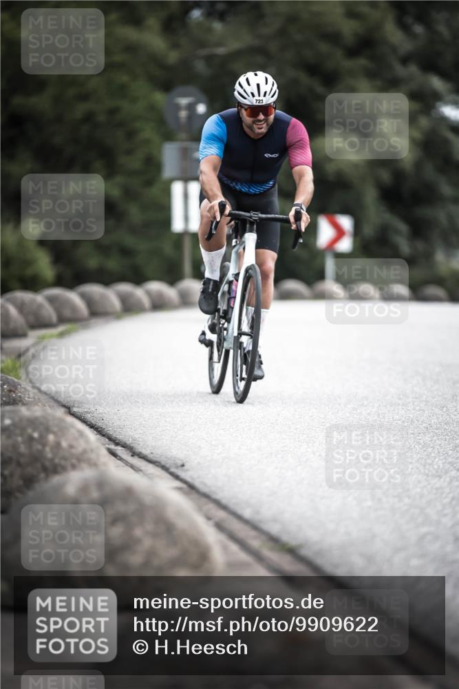 21.06.2026 - 29. Vierlanden-Triathlon H.Heesch http://msf.ph/oto/9909622 21.06.2026 11:55:17 Radfahren 225, 723, 767, 781, 803 meine-sportfotos.de