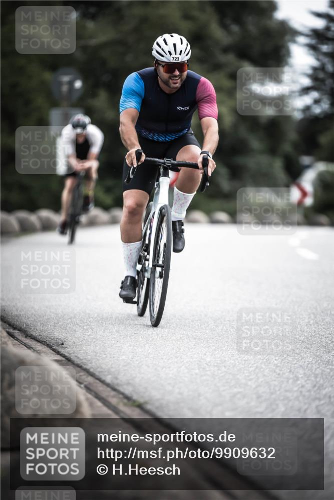 21.06.2026 - 29. Vierlanden-Triathlon H.Heesch http://msf.ph/oto/9909632 21.06.2026 11:55:17 Radfahren 225, 723, 767, 781, 803 meine-sportfotos.de