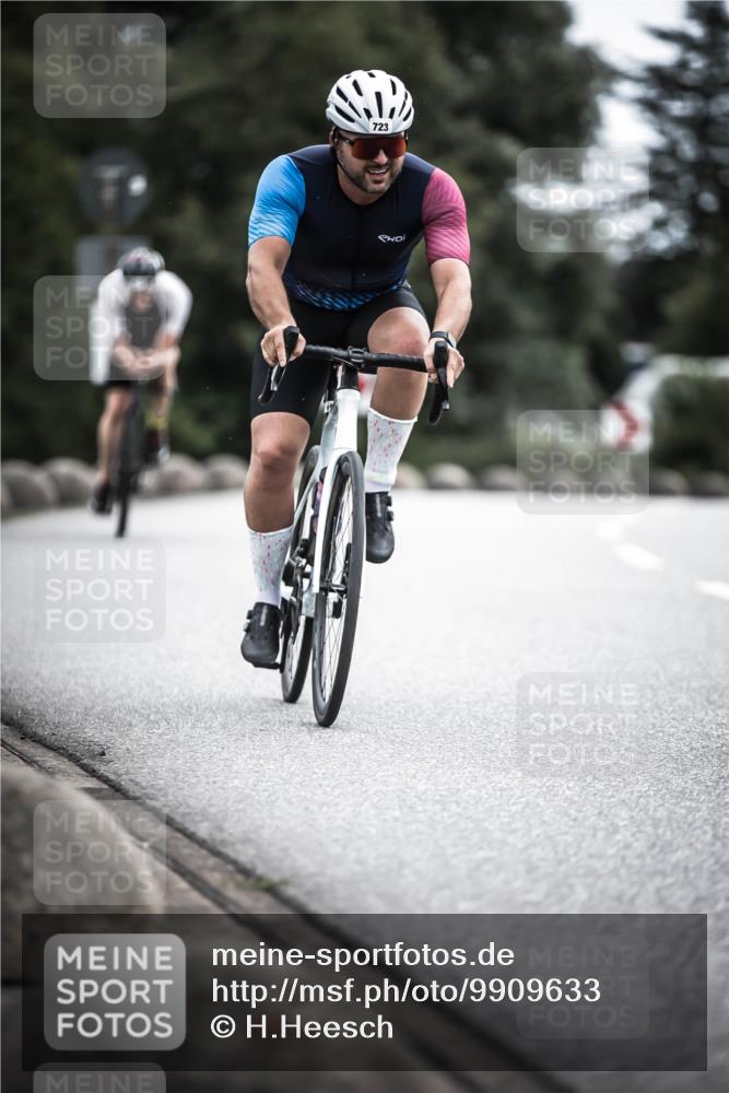 21.06.2026 - 29. Vierlanden-Triathlon H.Heesch http://msf.ph/oto/9909633 21.06.2026 11:55:17 Radfahren 225, 723, 767, 781, 803 meine-sportfotos.de