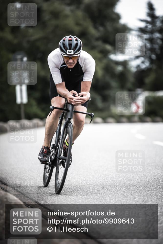 21.06.2026 - 29. Vierlanden-Triathlon H.Heesch http://msf.ph/oto/9909643 21.06.2026 11:55:19 Radfahren 225, 680, 723, 767, 781, 803 meine-sportfotos.de