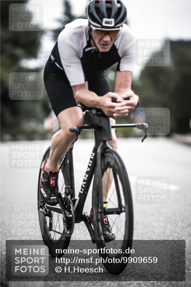 21.06.2026 - 29. Vierlanden-Triathlon H.Heesch http://msf.ph/oto/9909659 21.06.2026 11:55:20 Radfahren 221, 225, 680, 723, 767, 781, 803, 863 meine-sportfotos.de