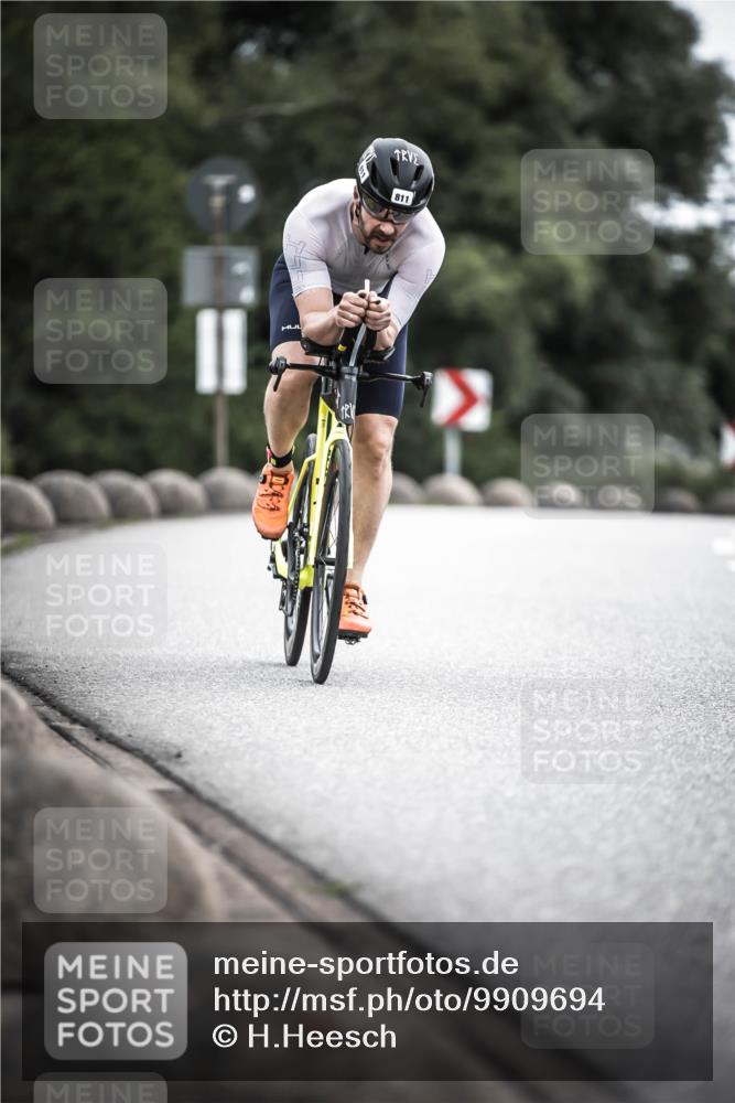 21.06.2026 - 29. Vierlanden-Triathlon H.Heesch http://msf.ph/oto/9909694 21.06.2026 11:55:28 Radfahren 221, 225, 680, 781, 811, 835, 863, 893 meine-sportfotos.de