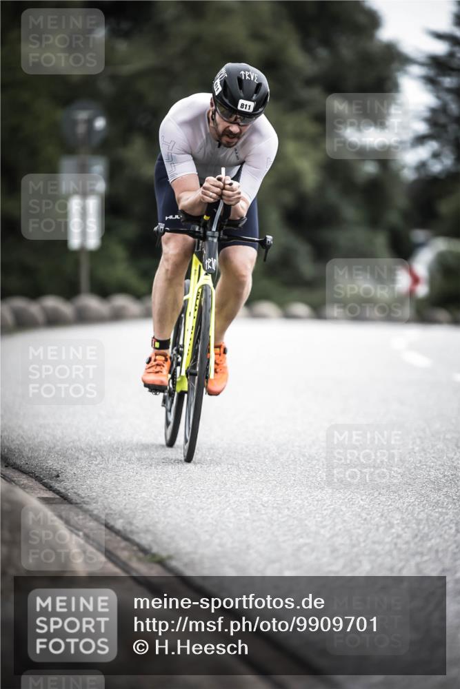 21.06.2026 - 29. Vierlanden-Triathlon H.Heesch http://msf.ph/oto/9909701 21.06.2026 11:55:28 Radfahren 221, 225, 680, 781, 811, 835, 863, 893 meine-sportfotos.de