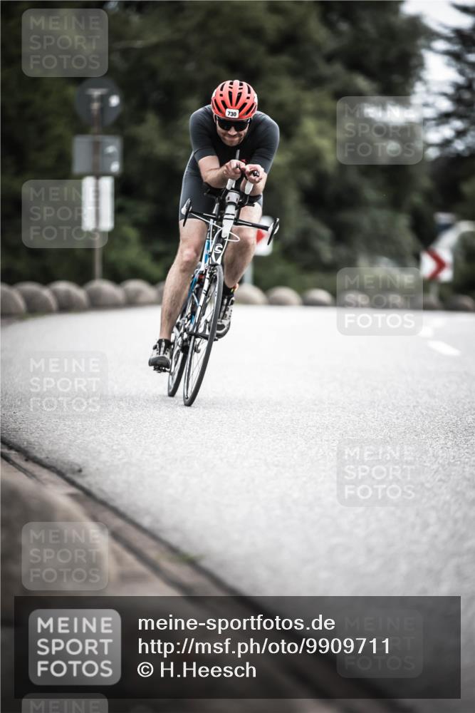 21.06.2026 - 29. Vierlanden-Triathlon H.Heesch http://msf.ph/oto/9909711 21.06.2026 11:55:55 Radfahren 730, 752 meine-sportfotos.de