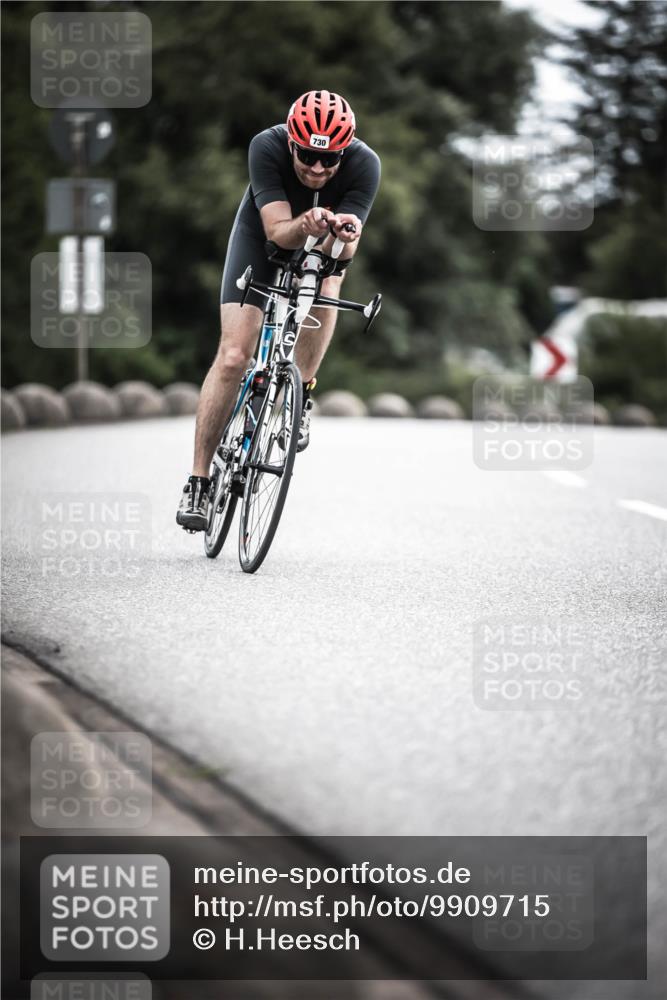 21.06.2026 - 29. Vierlanden-Triathlon H.Heesch http://msf.ph/oto/9909715 21.06.2026 11:55:55 Radfahren 730, 752 meine-sportfotos.de