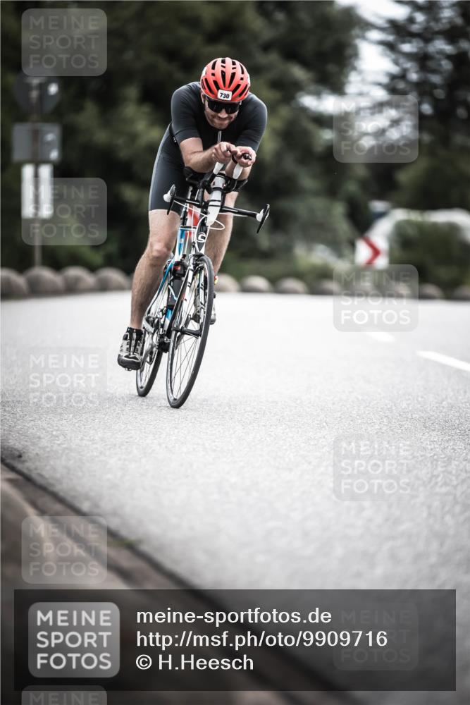 21.06.2026 - 29. Vierlanden-Triathlon H.Heesch http://msf.ph/oto/9909716 21.06.2026 11:55:55 Radfahren 730, 752 meine-sportfotos.de