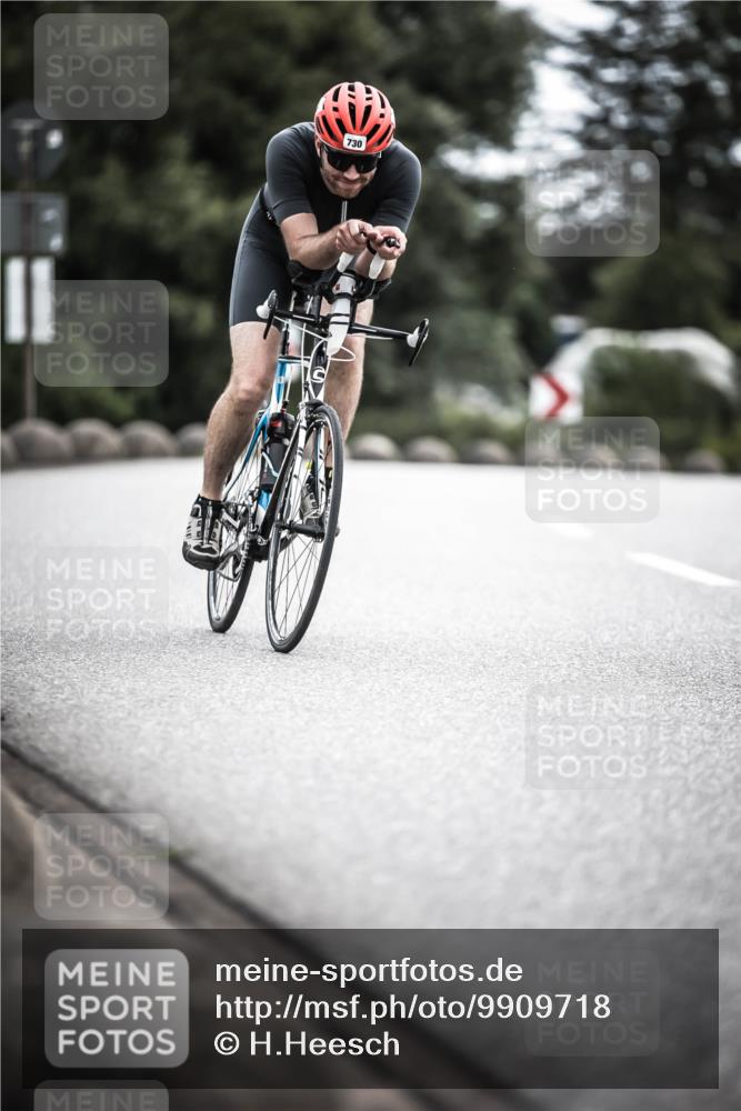 21.06.2026 - 29. Vierlanden-Triathlon H.Heesch http://msf.ph/oto/9909718 21.06.2026 11:55:55 Radfahren 730, 752 meine-sportfotos.de