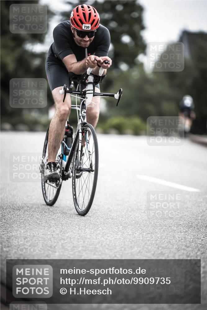 21.06.2026 - 29. Vierlanden-Triathlon H.Heesch http://msf.ph/oto/9909735 21.06.2026 11:55:56 Radfahren 730, 752 meine-sportfotos.de